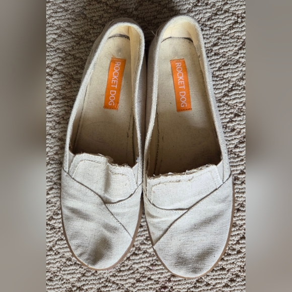 Rocket Dog Beige Slip-On Shoes - Picture 3 of 6